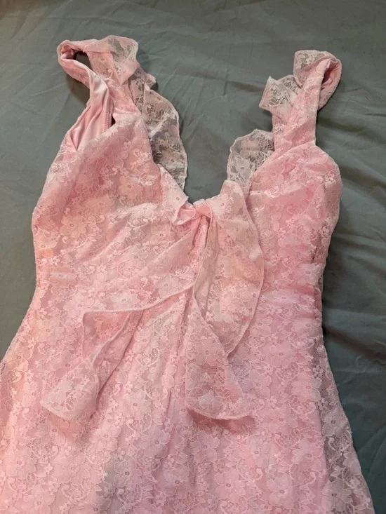 Take A Bow Lace Mini Dress - Baby Pink - Picture 4 of 6